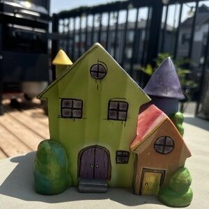 Whimsical 2004 House Coin Bank by Shirley Lloyd Davies & Teal Crossman – Dundee